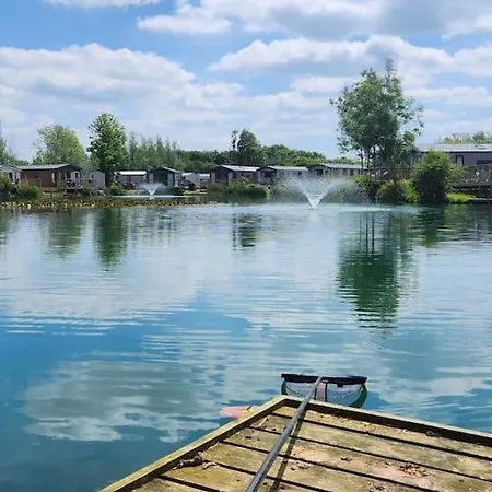 Tatil Evi Hot Tub - York - Fishing Lakes - Free Parking - 2 Malton