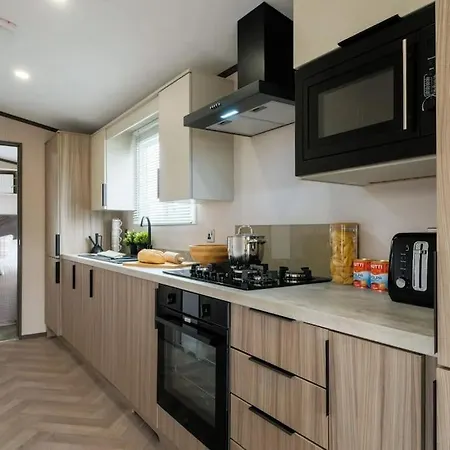 Tatil Evi Hot Tub - York - Fishing Lakes - Free Parking - 2 Malton